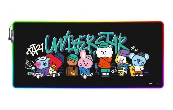 Bild på musmatta BT21 XXL Led i färgerna Svart, Grön, Röd, Blå och Vit från BT21 mot vit bakgrund.